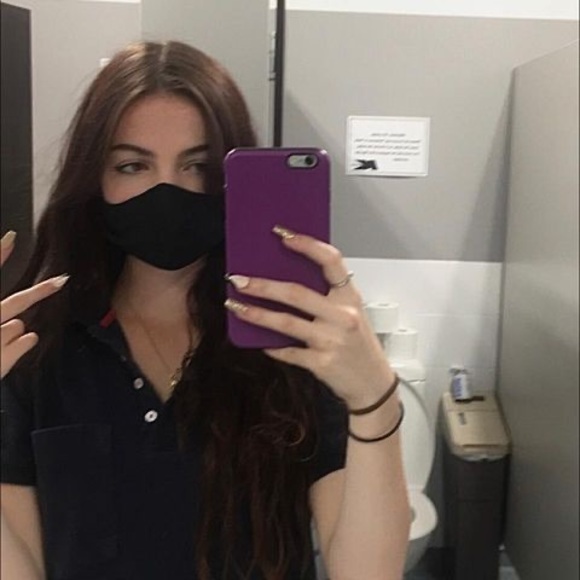 Meet your Posher, Ella - Picture 1 of 1